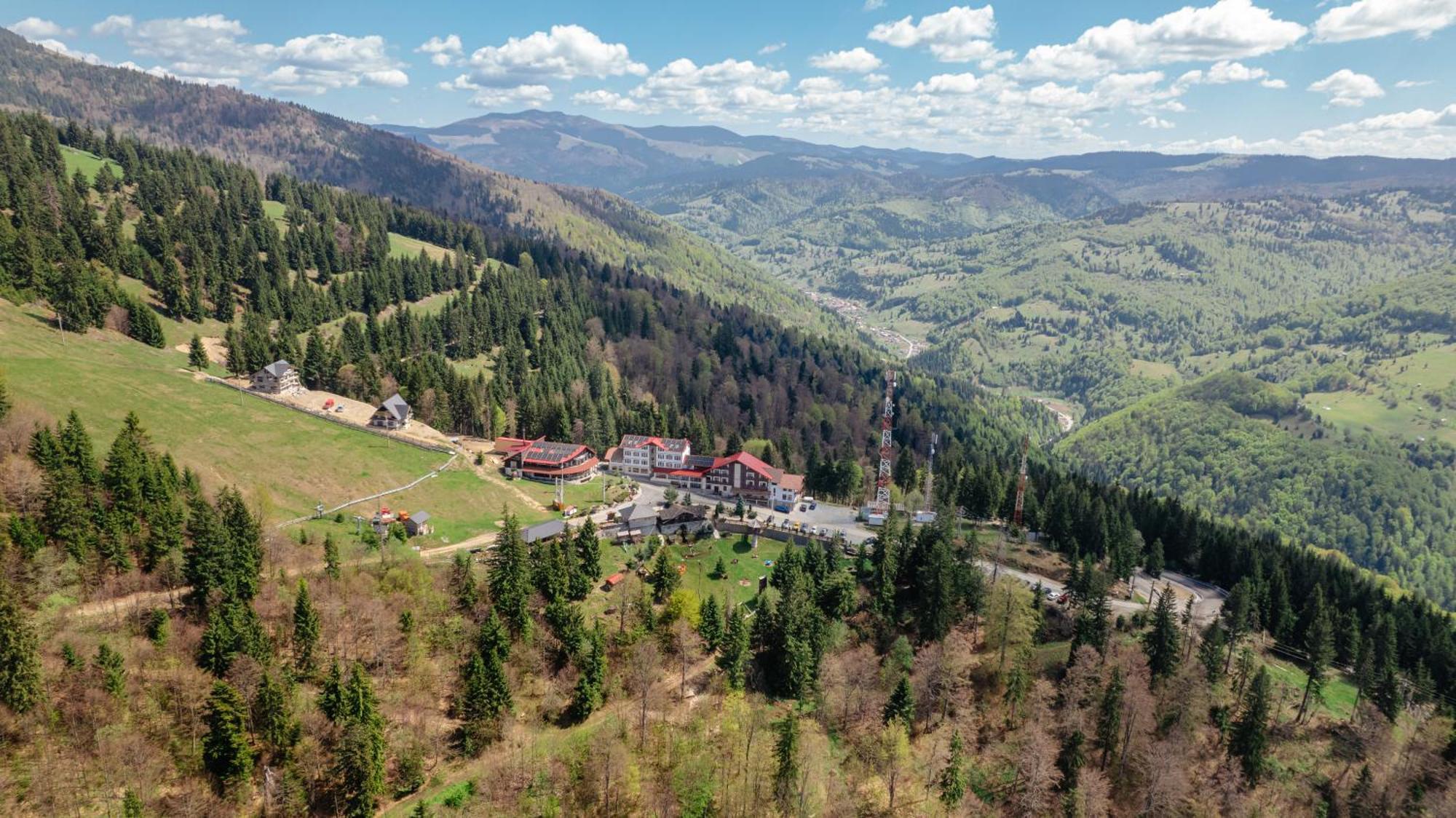 Отель Complex Turistic Alpina Blazna Sant Экстерьер фото