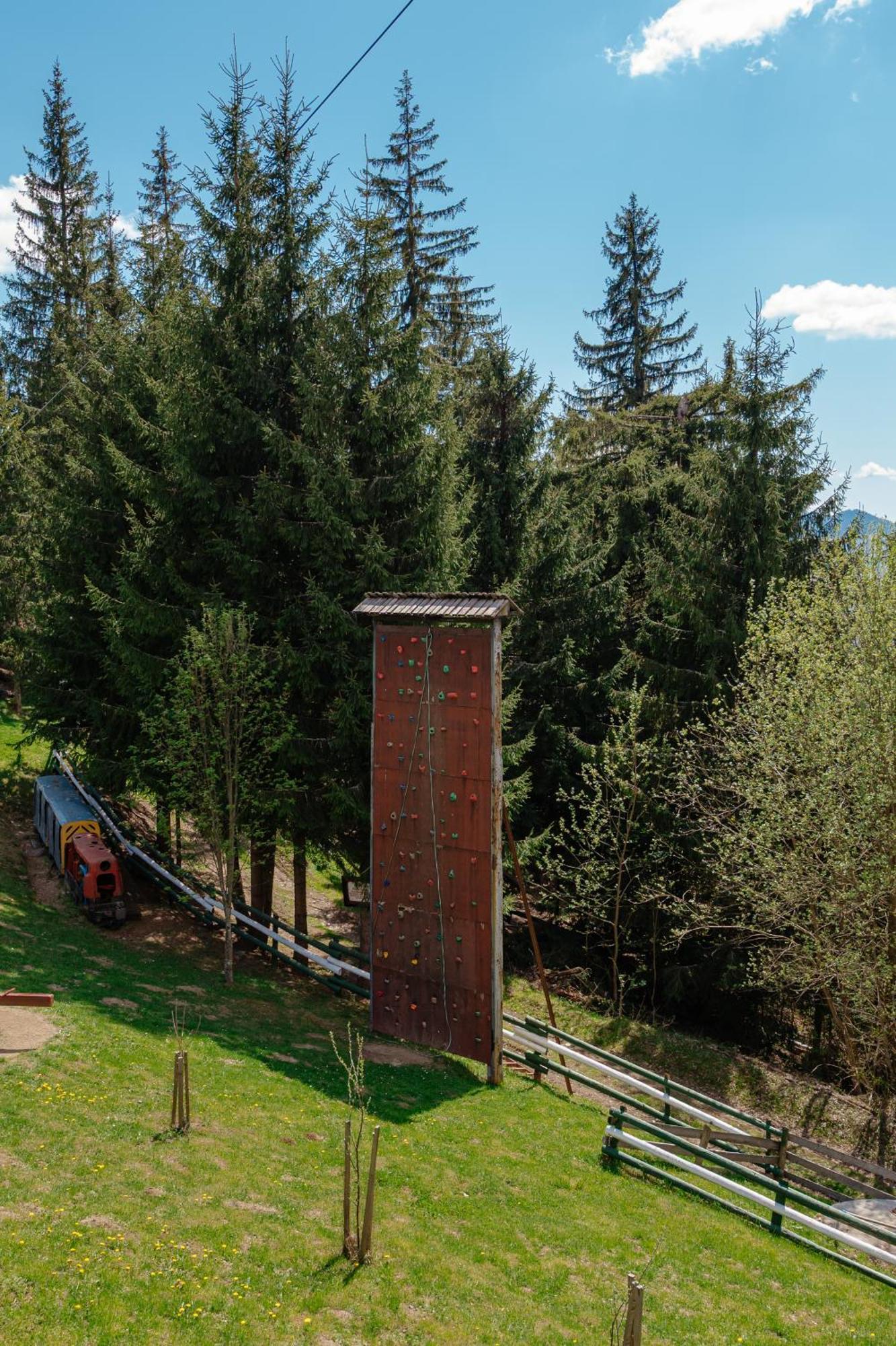 Отель Complex Turistic Alpina Blazna Sant Экстерьер фото